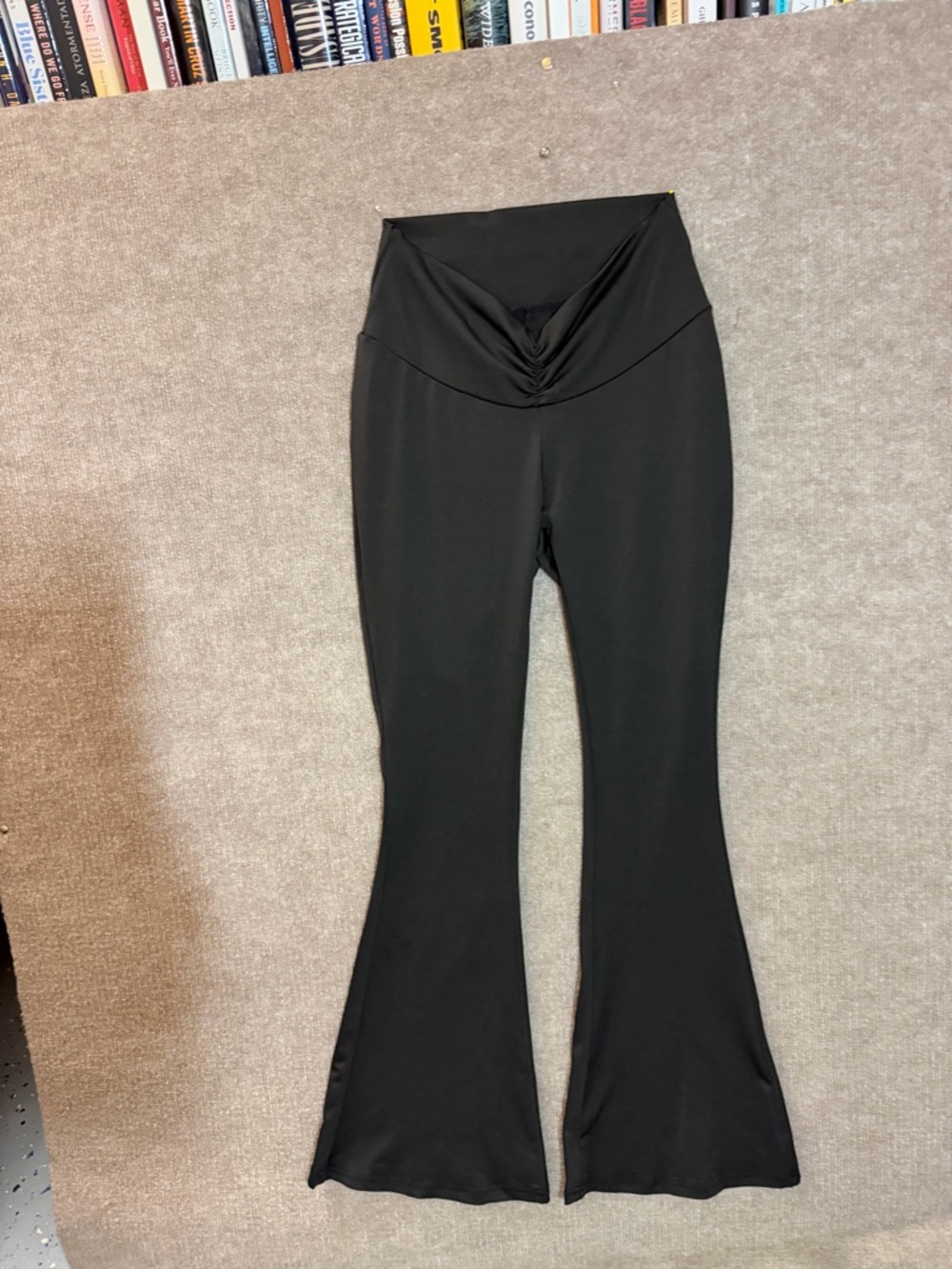 Black Flared Yoga Pants with Ruched Waist